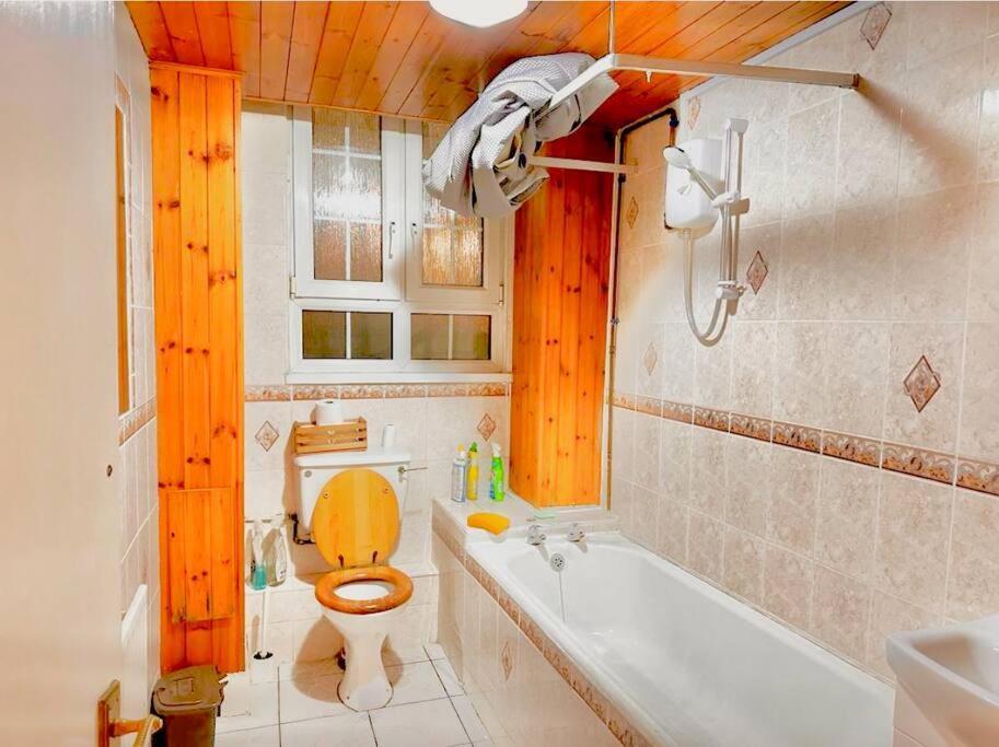 Tower Bridge! Immaculate One Bed Appartement Londen