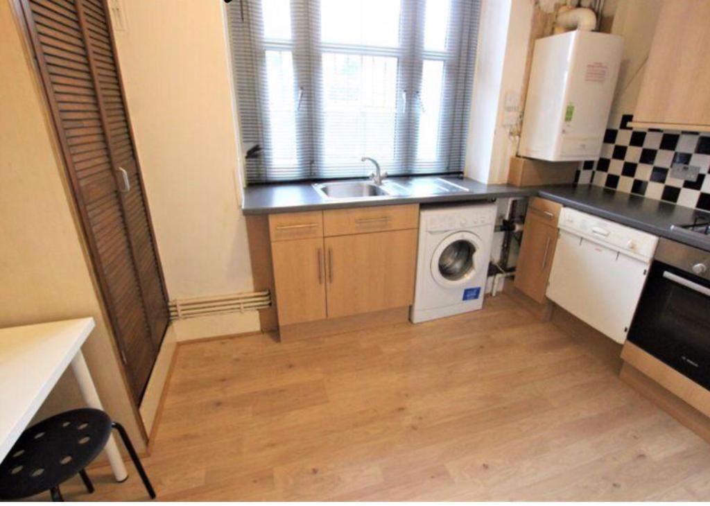 Tower Bridge! Immaculate One Bed Appartement *